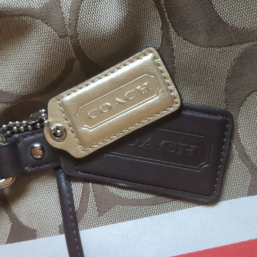Coach diaper bag - Picture 3 of 8